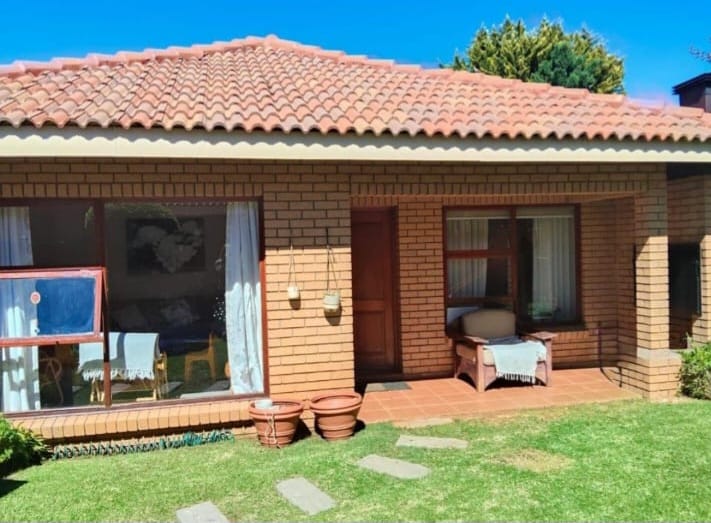 4 Bedroom Property for Sale in Roylglen Gardens Northern Cape